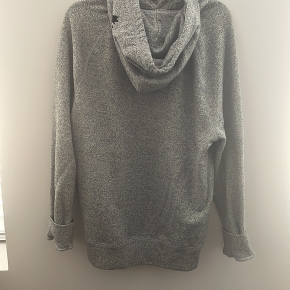 Mens Roots Sweater - Picture 2 of 3